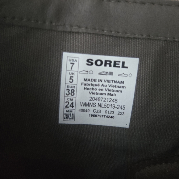 SOREL Distressed Leather Zippered Ankle Boots Tan Brown sz 7 - Picture 9 of 10